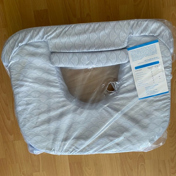 my brest friend Other My Brest Friend Twin Nursing Pillow Brand New